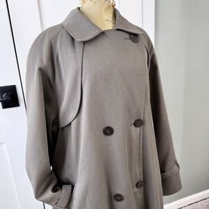 London Fog Trench Coat 10P Olive Gray Capsule 90s Cut Unique Back Boxy USA